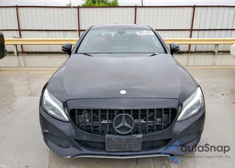 2017 Mercedes-Benz C 300 4Matic z USA, uszkodzony, nr VIN WDDWJ4KBXHF406136